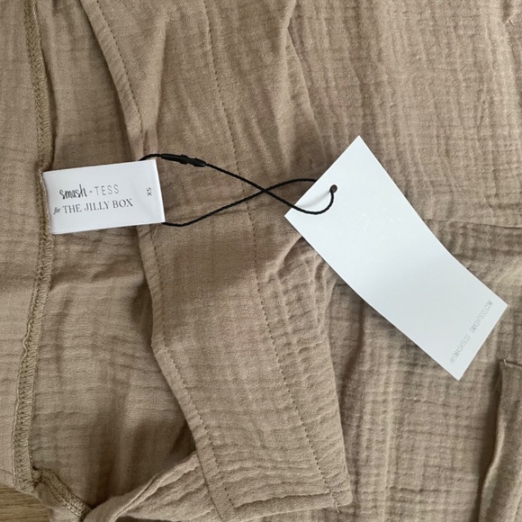 Garden Jillyalls in Natural - Picture 3 of 3